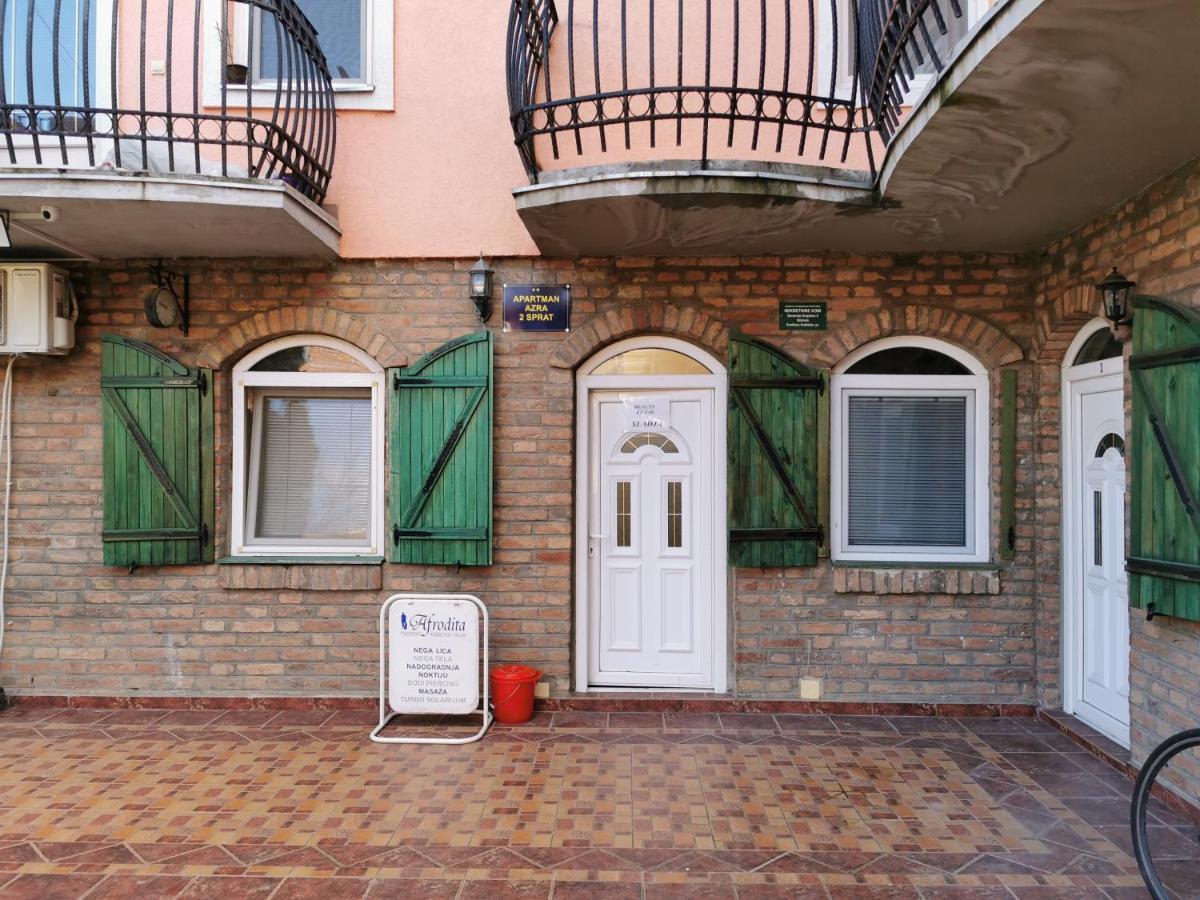 Apartman Azra Kikinda Exterior foto